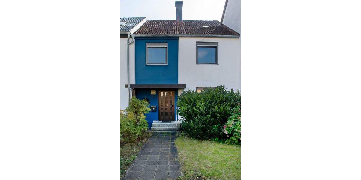 Provisionsfrei und leerstehend: Reihenmittelhaus mit ausbaufähigem Dachgeschoss! 5 zimmer