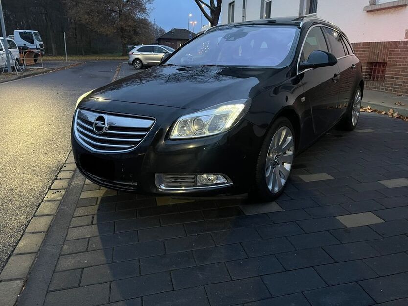 Opel Insignia 163.000 km 4.499 € Wuppertal 42281