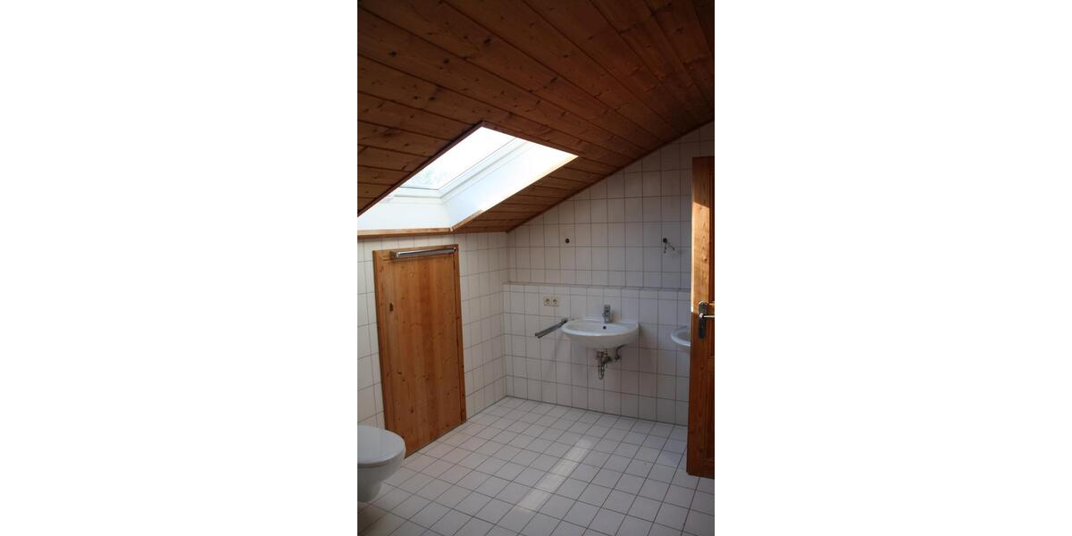 Einfamilienhaus Waakirchen - 5 Zimmer, 130 m&sup2;, 1.790&euro; | Angebot:26652349