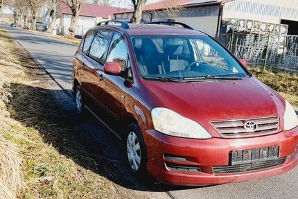 Toyota Avensis Verso 164.556 km 4.600 &euro; Berlin 13629