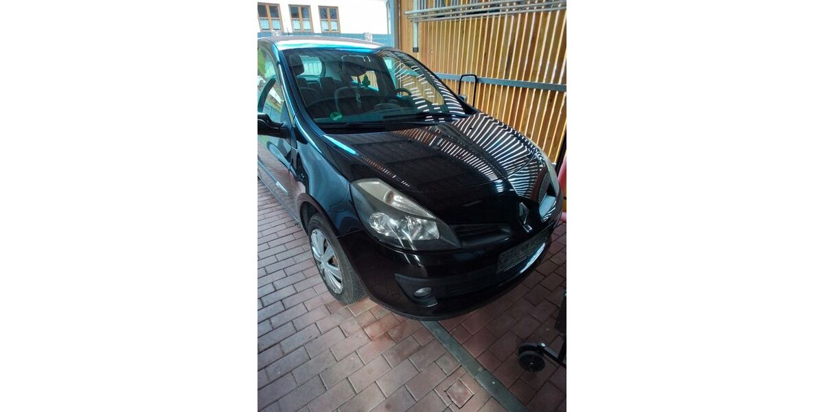 Renault Clio 206.000 km 1.450 &euro; Gemünden 97737