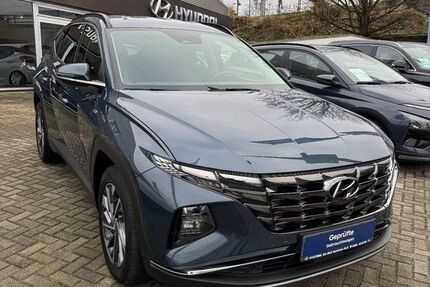 Hyundai TUCSON 46.507 km 23.490 € Oberhausen 46049