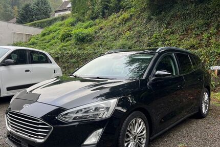Ford Focus 130.000 km 12.800 &euro; Gummersbach 51645