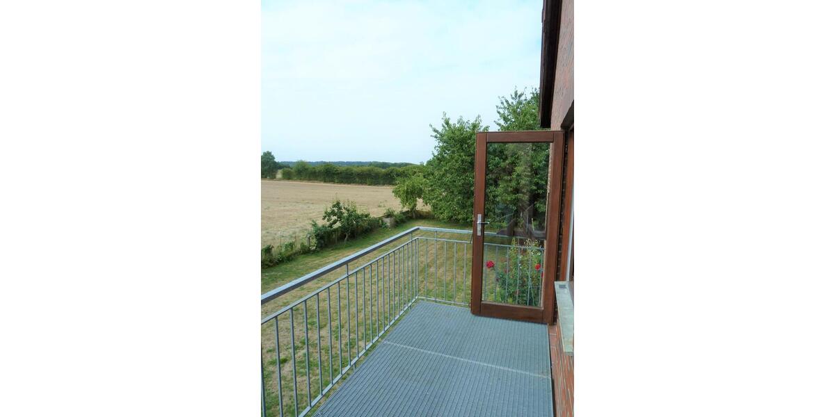 3 Zimmer Wohnung mit Balkon und neuer EBK in Giesensdorf b. Ratze 3 zimmer