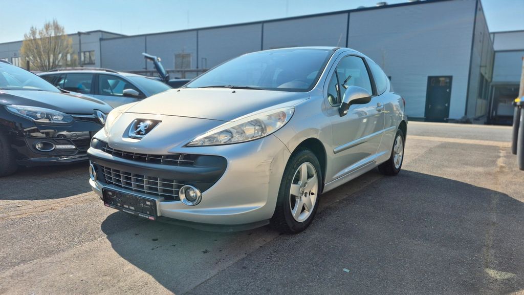 Peugeot 207 85.000 km 3.200 &euro; Rheinberg 47495