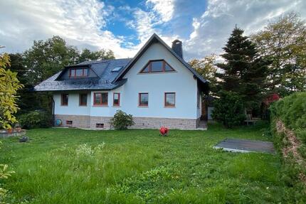 Haus Weida - 6 Zimmer, 160 m&sup2;, 2.100&euro; | Angebot:26586312