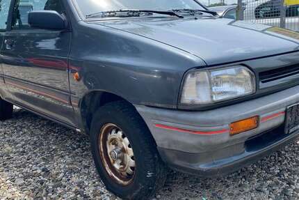Mazda 121 84.000 km 1.000 &euro; Hildesheim 31137