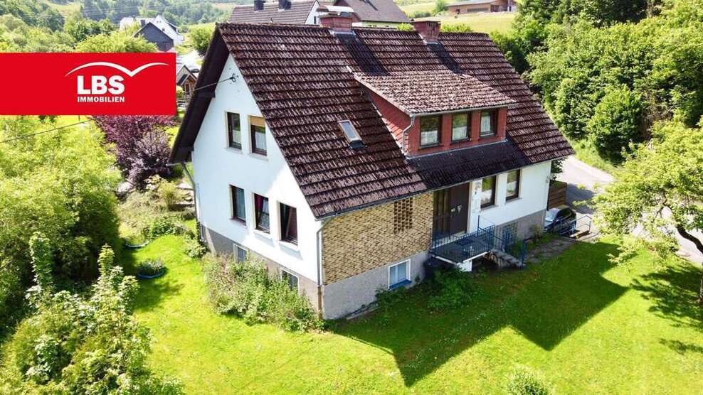Haus zum Kaufen in Bad Berleburg 99.000 € 151.84 m²