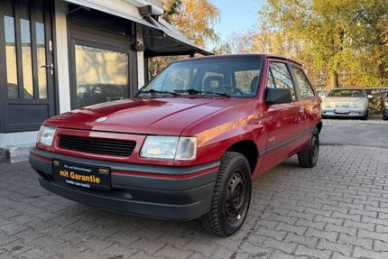 Opel Corsa 113.596 km 3.999 &euro; Berlin 13127