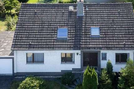 Haus Fuldatal / Ihringshausen Ihringshausen - 7.5 Zimmer, 182 m&sup2;, 390.000&euro; | Angebot:27354730