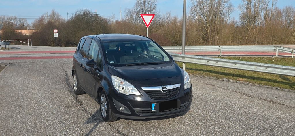 Opel Meriva 155.934 km 3.999 &euro; Hamburg 21147