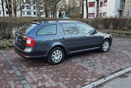Skoda Octavia 166.145 km 5.300 &euro; München 81377