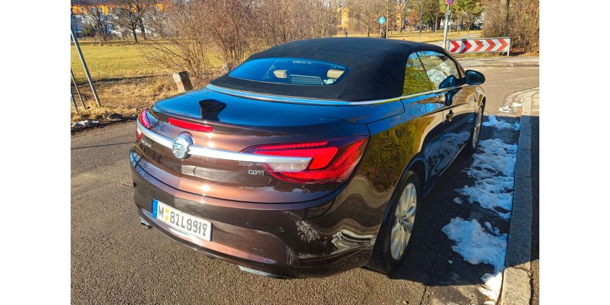 Opel Cascada 137.000 km 10.199 &euro; München 80937