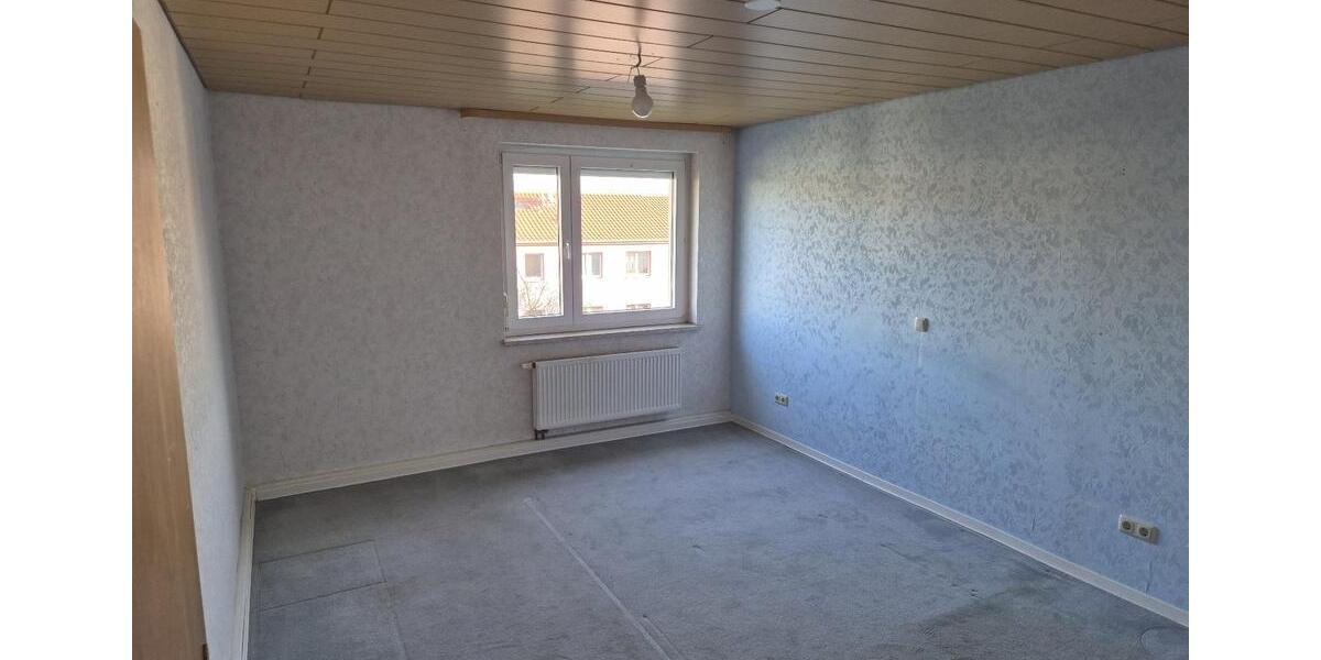 Etagenwohnung Ochsenfurt - 4 Zimmer, 82 m&sup2;, 199.000&euro; | Angebot:25321673