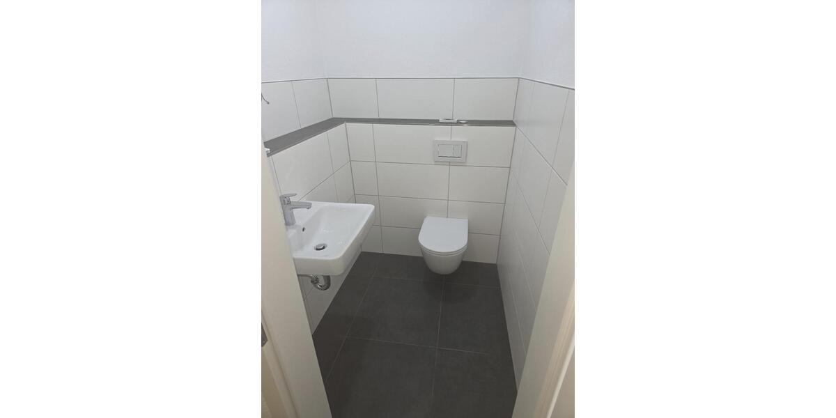 Etagenwohnung Großostheim - 4 Zimmer, 125 m&sup2;, 1.562&euro; | Angebot:24739392