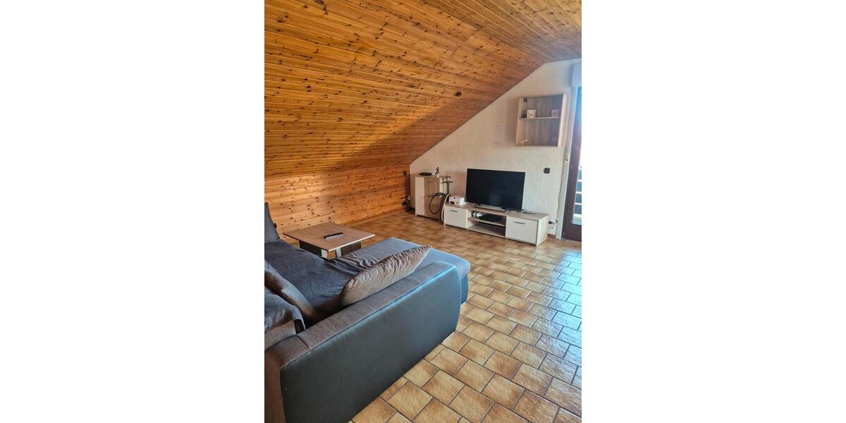 Dachgeschoßwohnung Lauterbach (Hessen) - 1 Zimmer, 60 m&sup2;, 380&euro; | Angebot:26339689