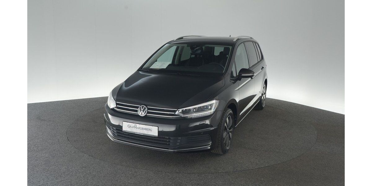 VW Touran 21.000 km 32.910 &euro; Aach 78267