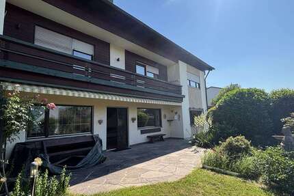 Haus Freilassing - 7.5 Zimmer, 315 m&sup2;, 3.600&euro; | Angebot:27416454