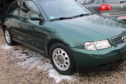 Audi A3 128.000 km 1.950 &euro; Bonn 53127