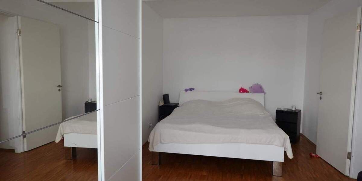 Etagenwohnung Düsseldorf Flingern Nord - 3 Zimmer, 85 m&sup2;, 1.410&euro; | Angebot:25778928