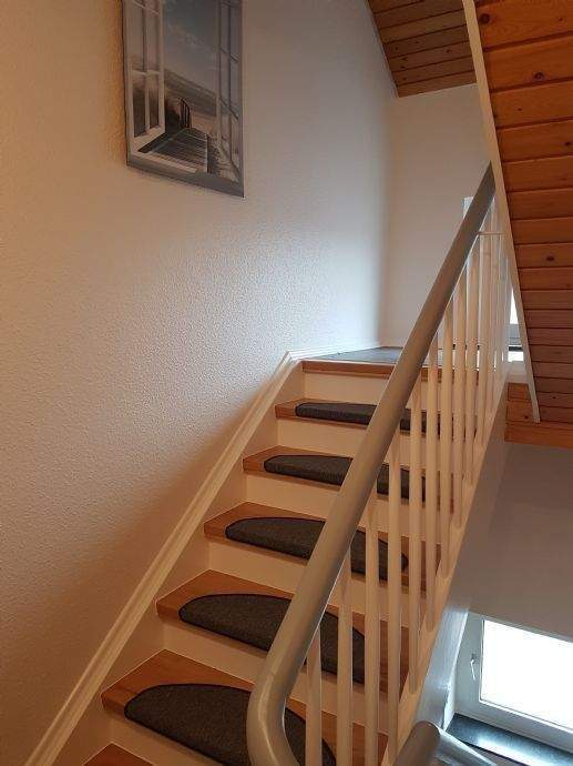 TOP!!! RENOVIERTES + TOP AUFGETEILTES + GROSSZÜGIGES DACHGESCHOSS APARTMENT in OBERHAUSEN - KLOSTERHARDT!!! 2 zimmer