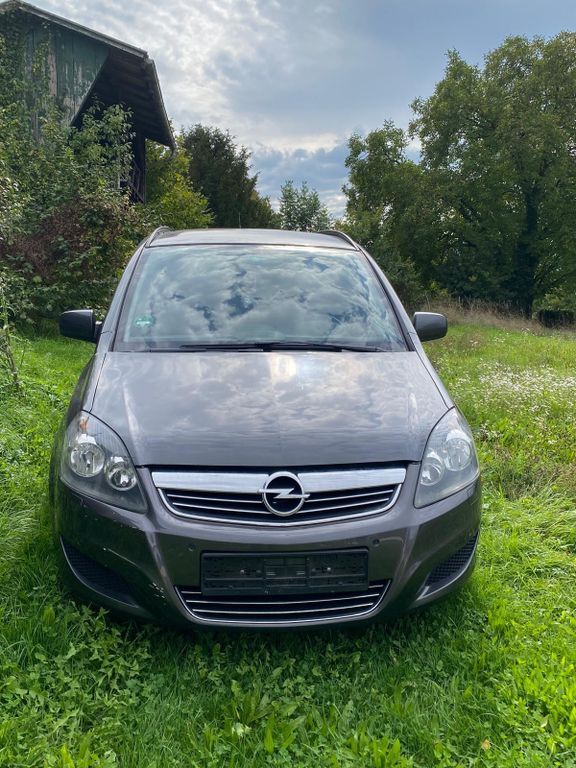 Opel Zafira 269.000 km 2.900 € Stuttgart 70569
