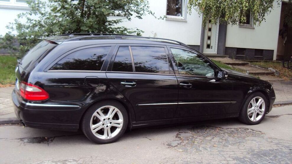 E 280