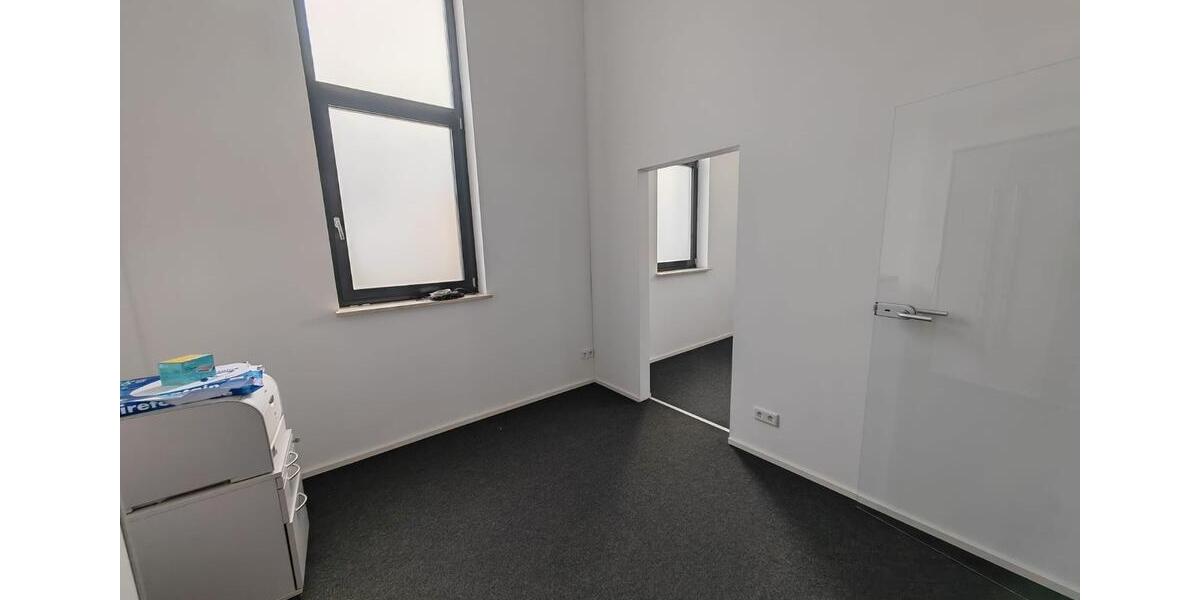 Gewerbeobjekt Paderborn Neuenbeken - 1.000&euro; | Angebot:26536187