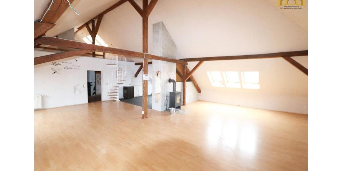 Dachgeschoßwohnung Hettstedt - 3 Zimmer, 120 m&sup2;, 520&euro; | Angebot:26233708