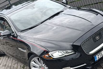 Jaguar XJ 59.582 km 26.619 &euro; Rybnik 44-20
