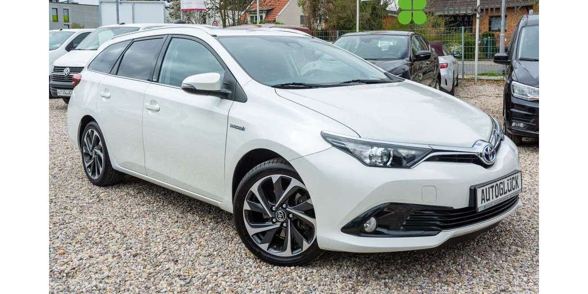 Toyota Auris 193.000 km 11.990 &euro; Berlin 12349