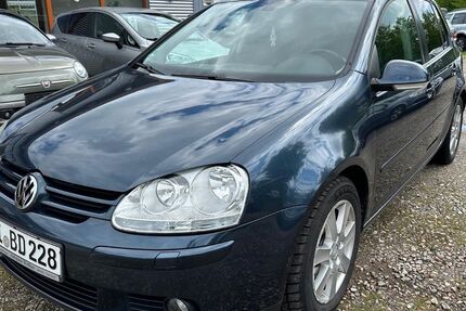 VW Golf 274.000 km 2.900 &euro; Kiel 24143