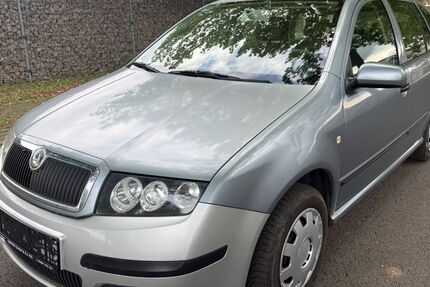 Skoda Fabia 295.000 km 1.490 &euro; Alheim-Heinebach 36211