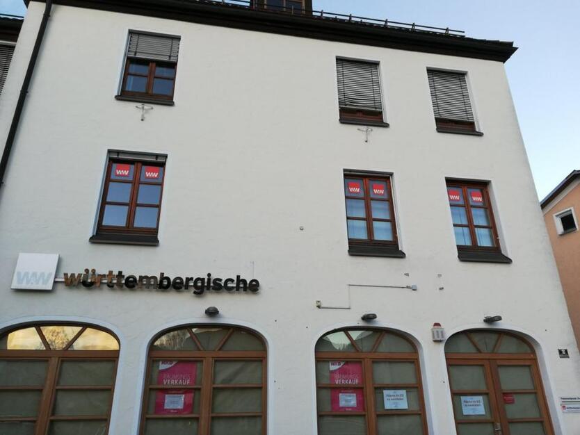 Ladenfläche oder Büro- oder Praxisräume in 94078 Freyung, Rathausgasse 2 zu vermieten