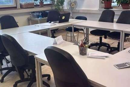 Büro in Garbsen 2.332 € 217 m²