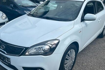 Kia pro ceed / ProCeed 135.000 km 5.500 € Höchberg 97204