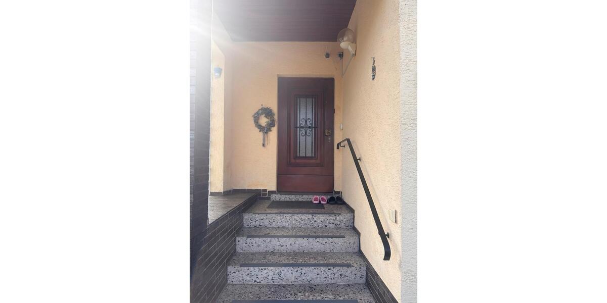 Einfamilienhaus Kassel Vorderer Westen - 3 Zimmer, 110 m&sup2;, 1.200&euro; | Angebot:25429519