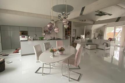 Dachgeschosswohnung direkt am Gaßbachtal in Stromberg 4 zimmer