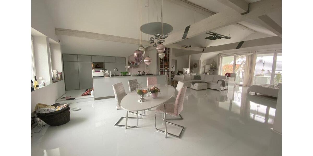 Dachgeschosswohnung direkt am Gaßbachtal in Stromberg 4 zimmer