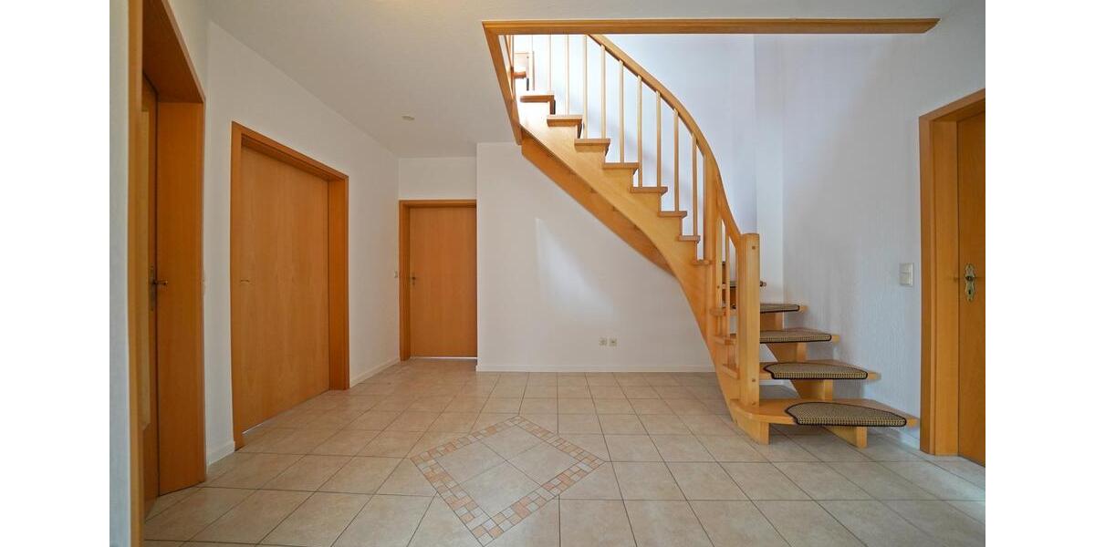 Einfamilienhaus Wiesmoor - 3 Zimmer, 126 m&sup2;, 1.190&euro; | Angebot:25809995