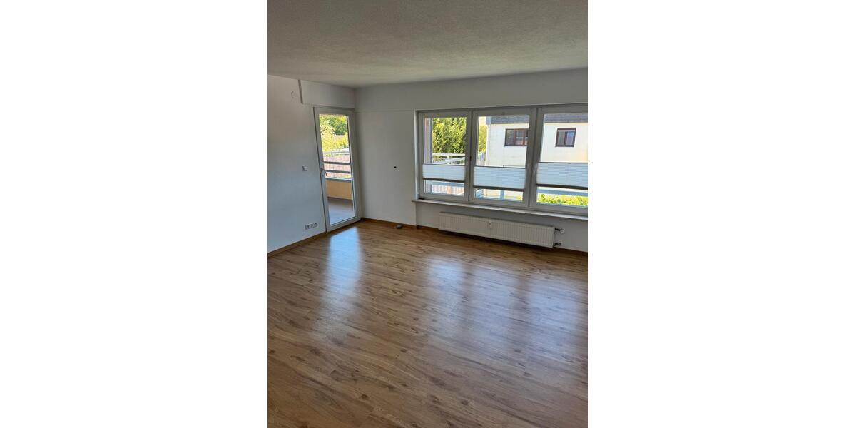 Etagenwohnung Küssaberg - 3.5 Zimmer, 93 m&sup2;, 335.000&euro; | Angebot:26879610