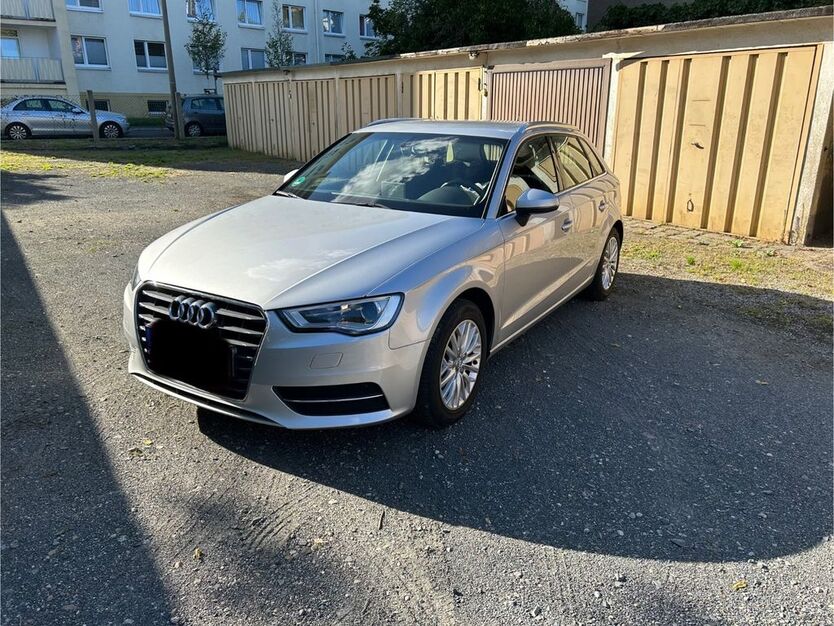 Audi A3 97.600 km 12.200 € Dresden 01277