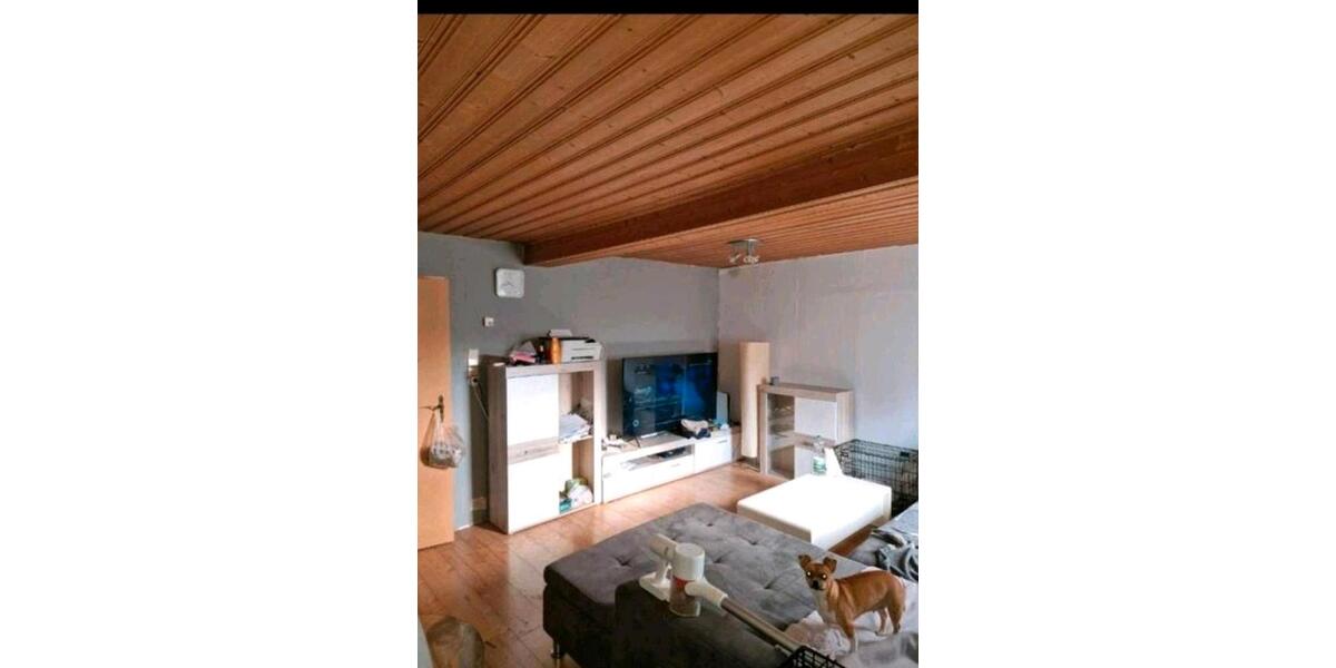 Einfamilienhaus Bad Königshofen im Grabfeld - 8 Zimmer, 196 m&sup2;, 1.100&euro; | Angebot:25725357