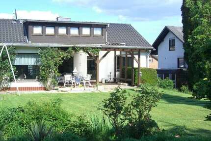 Haus Marburg-Schröck Schröck - 8 Zimmer, 180 m&sup2;, 460.000&euro; | Angebot:27125561