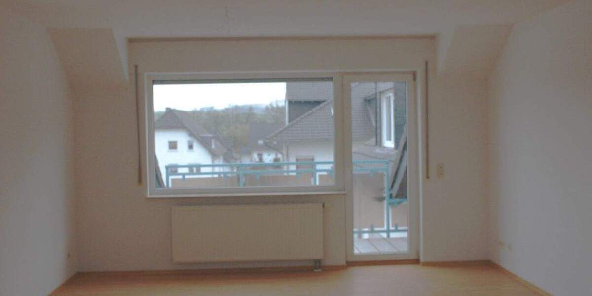 Etagenwohnung Polch - 3 Zimmer, 100 m&sup2;, 780&euro; | Angebot:25680269