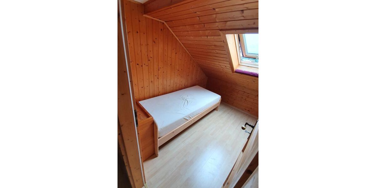 Charmantes 1,5-Zimmer DG-Apartment und optionaler Garage 1.5 zimmer