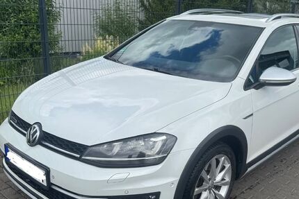 VW Golf 270.000 km 7.999 &euro; Edermünde bei Kassel 34295