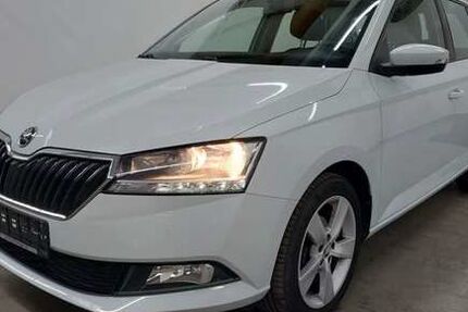 Skoda Fabia 113.500 km 8.890 &euro; Detmold 32758