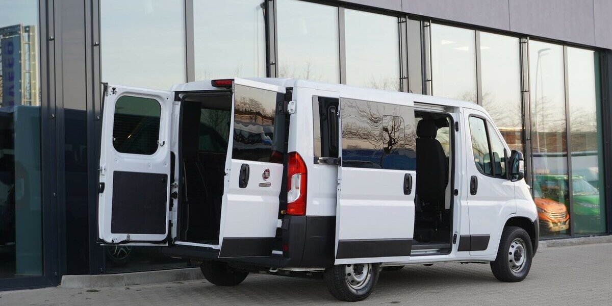 Fiat Ducato Kombi L1H1 140 / 9-Sitzer / Klima hinten 60.032 km 27.965 &euro; Münchenbernsdorf 07589