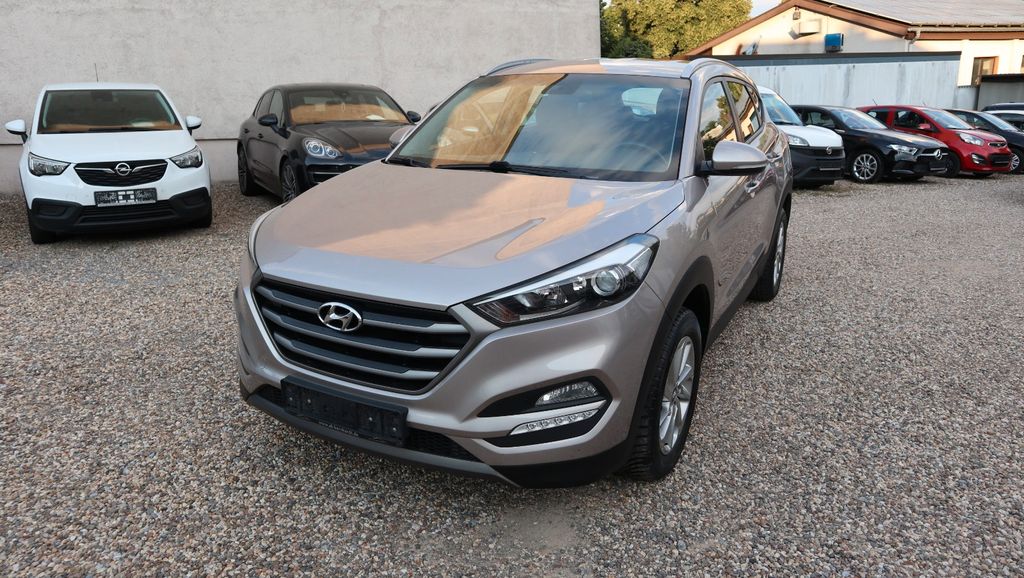 Hyundai TUCSON 94.129 km 11.990 &euro; Solingen 42653